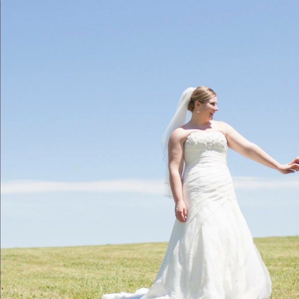 Wedding dress